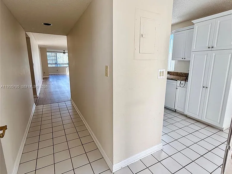 10426 E Clairmont Cir #212 — Photo 1