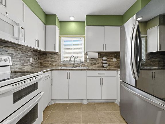 3rd image of 7489 Cook Rd