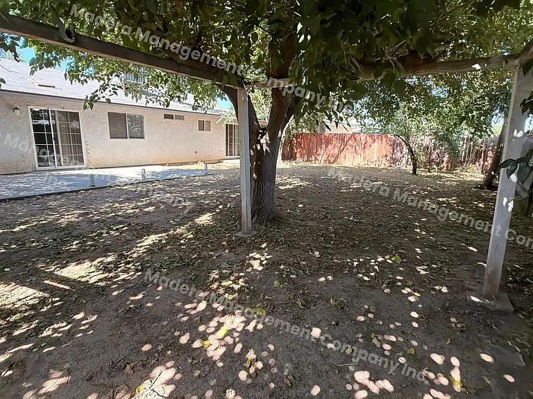 1312 Sanarita Way — Photo 31