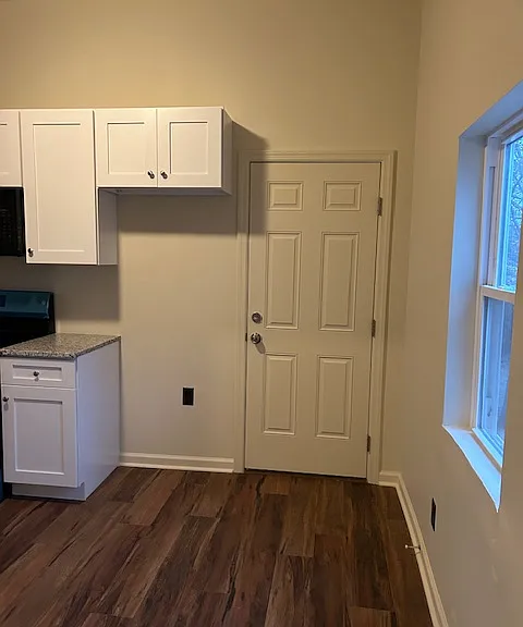 126 Washington Ave #1B — Photo 3