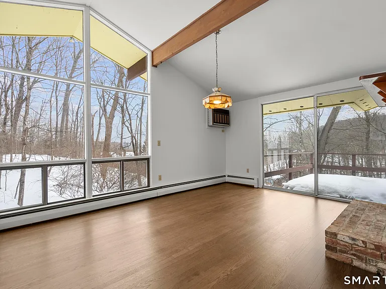 304 Olmstead Hill Rd — Photo 6