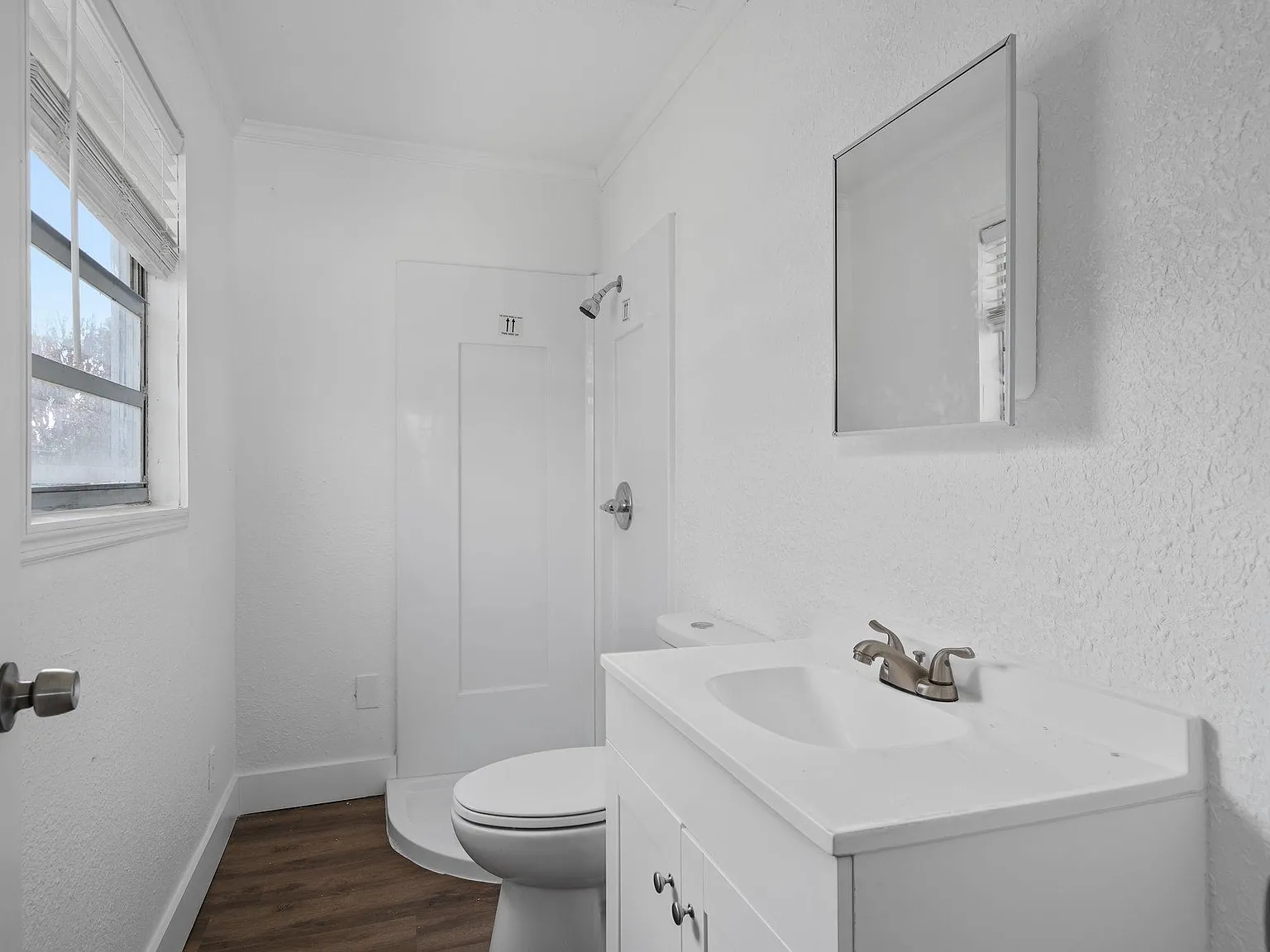 4 bed, 5.0 bath, 1500 sqft, $1,165 — Photo 4