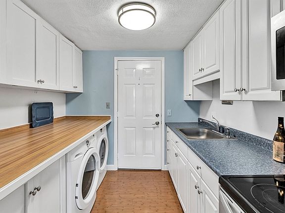 4th image of 78 Highview Dr #78
