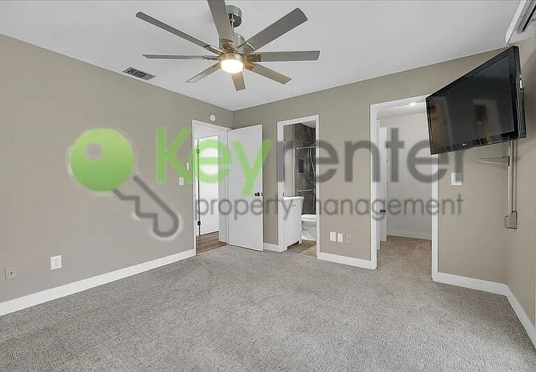 6140 Pinecreek Way — Photo 23