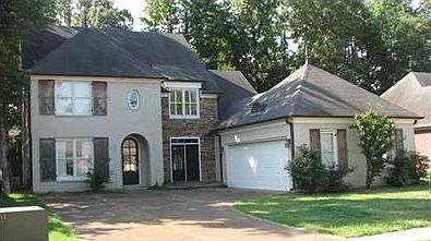 1st image of 8577 Meadow Green Dr