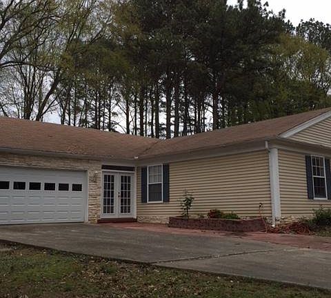 Front door, double door entry, enclosed foyer