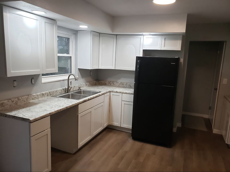 1st image of 1200 Olive St #A