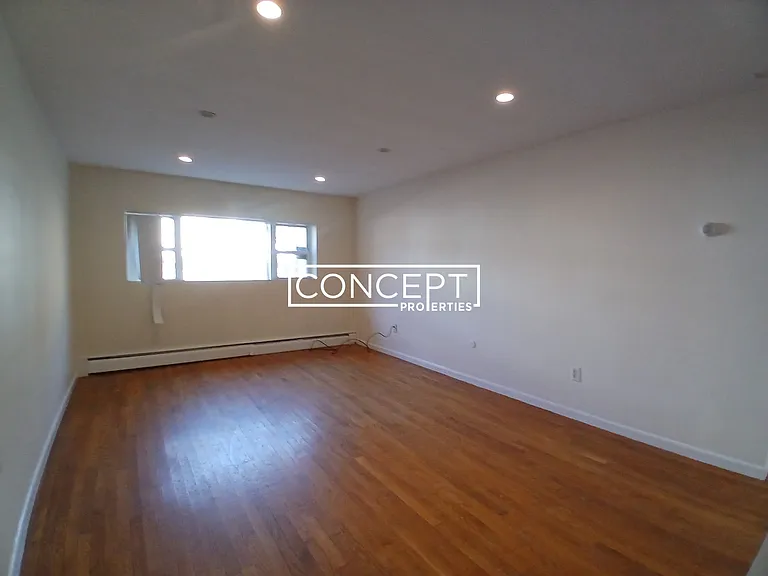 30 Gardner St #4 — Photo 6