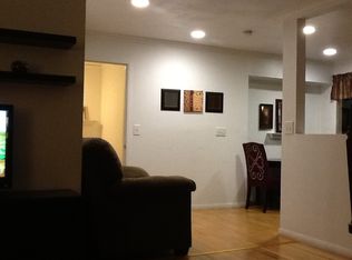 21212 Haston Pl, Lakewood, CA 90715