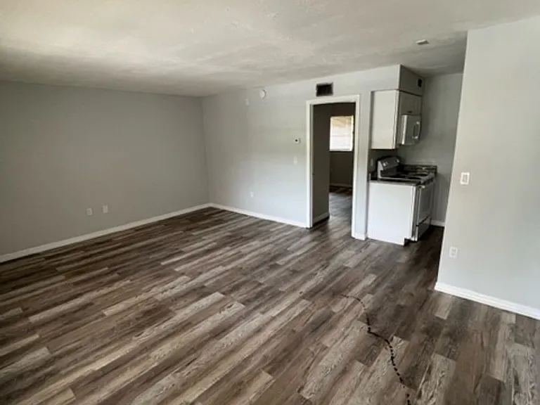 13106 Leisurewood Pl — Photo 1