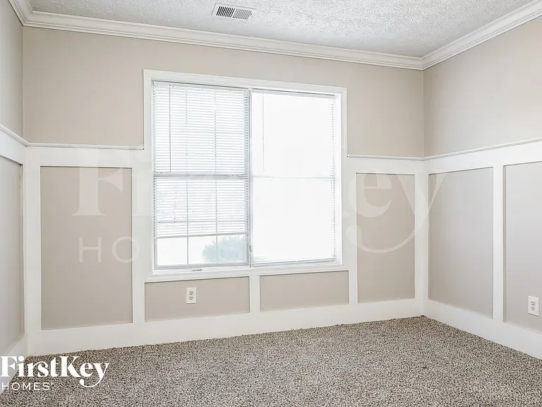 120 Grayview Ct — Photo 12
