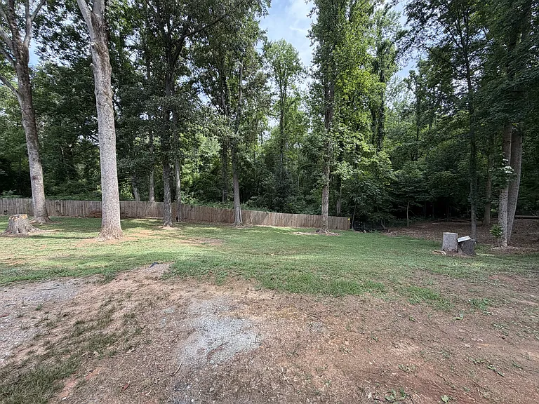 147 Crooked Ln — Photo 17
