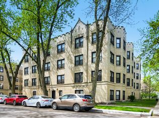 7078 N Wolcott Ave APT 1, Chicago, IL 60626