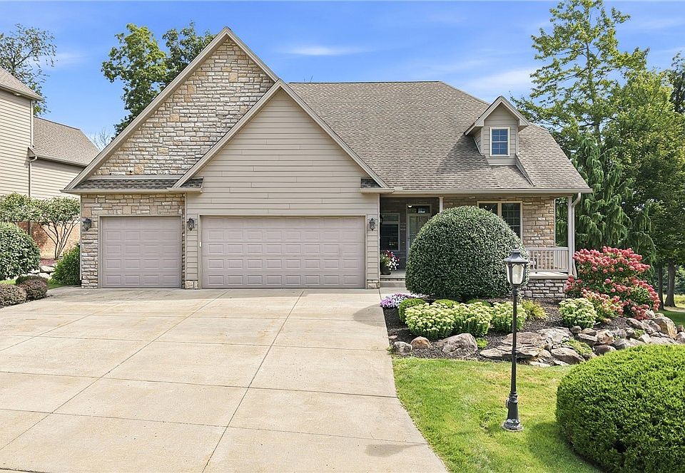 1st image of 7563 Highbury Pointe