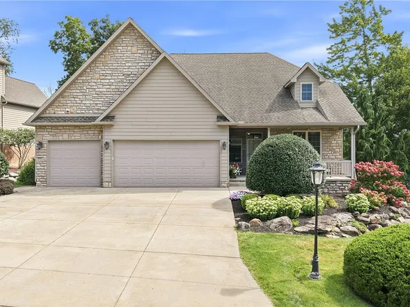 7563 Highbury Pointe, Canfield, OH 44406