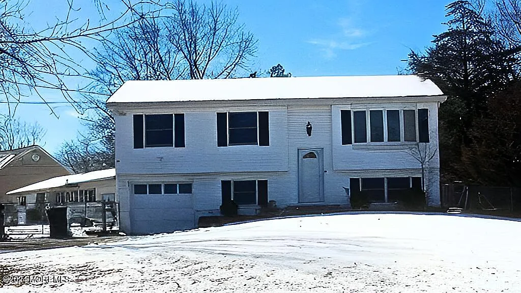 47 Dogwood Drive photo 1