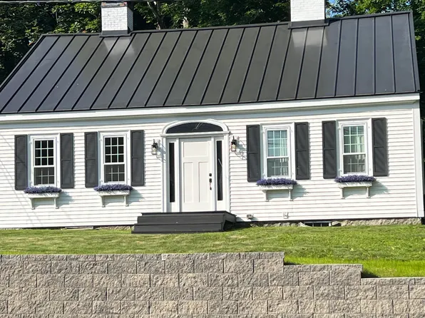 747 Main Street, Calais, ME 04619