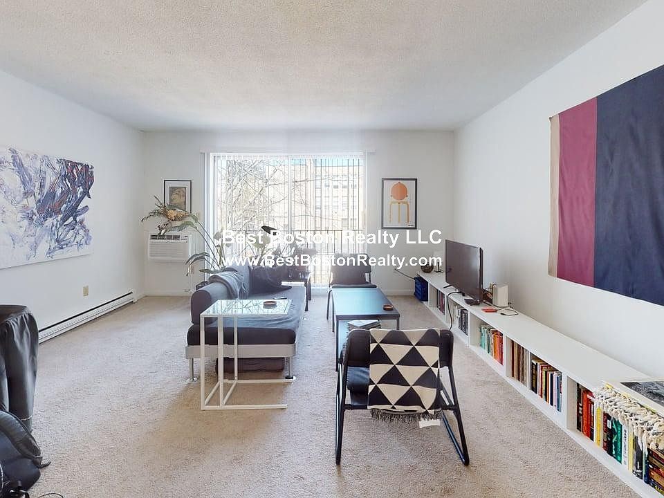 1st image of 41 Belmont St APT 23