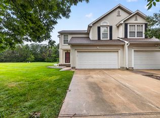 14802 Robinson St, Overland Park, KS 66223