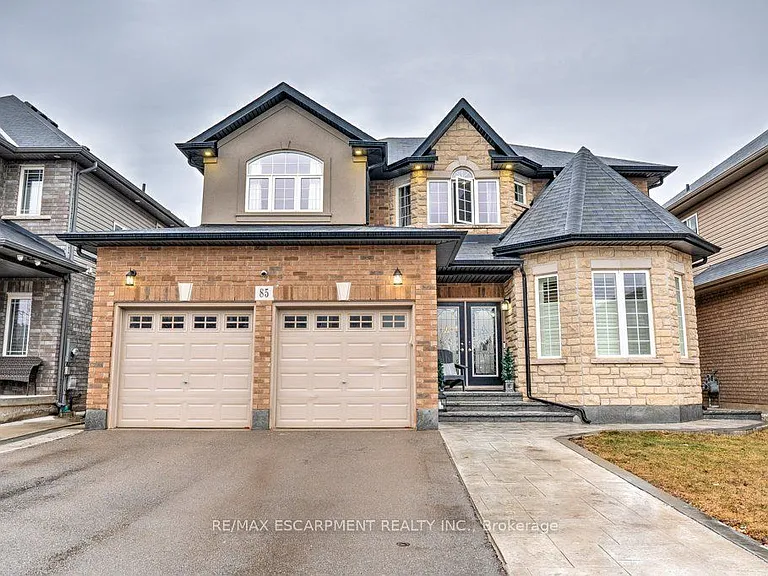 85 Showcase Dr #MAIN — Photo 1