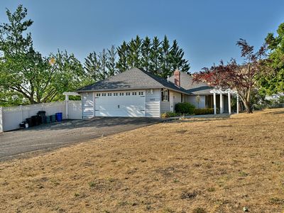 5493 Hillcrest Rd, Medford, OR, 97504