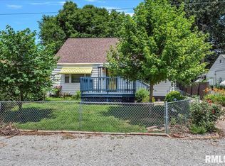 2915 E Elliott Ave, Springfield, IL 62702