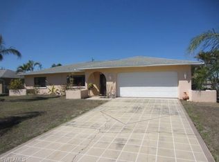 603 SE 27th Ter, Cape Coral, FL 33904