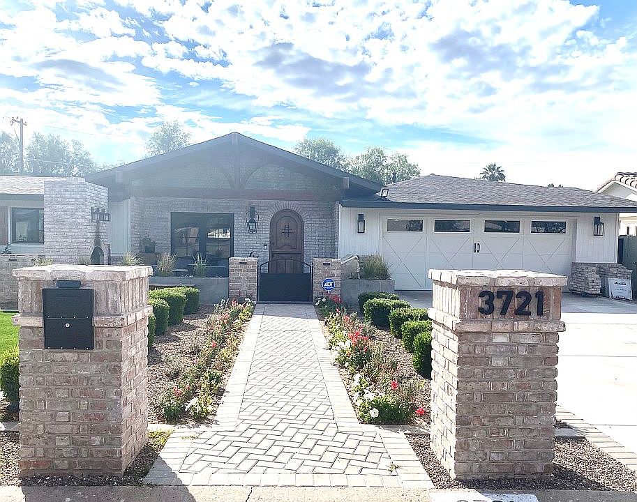 2nd image of 3721 E Meadowbrook Ave