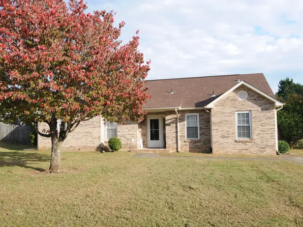 163 Planters Row Rd, Iron Station, NC 28080