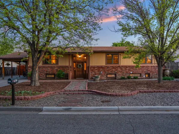 467 Pruitt Ave, White Rock, NM 87547