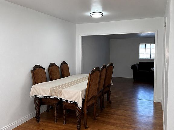 4th image of 44332 Kirkland Ave