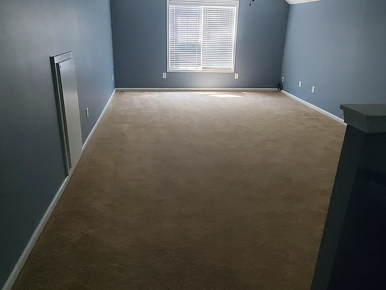 Bonus Room
Den
Entertainment Room
