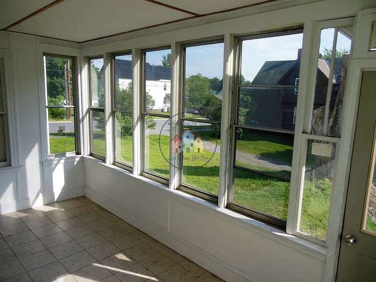 Sun porch