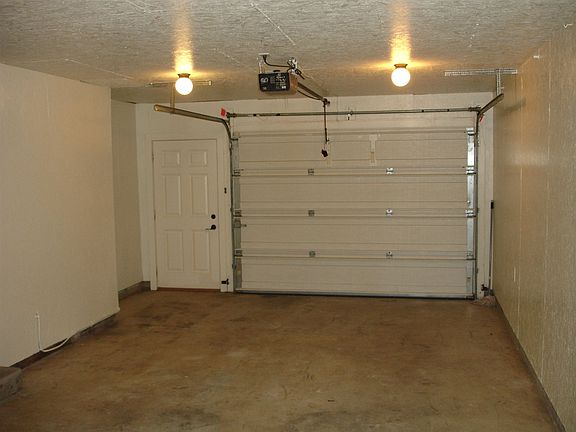 5th image of 601 N Washington St