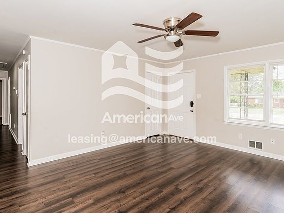 771466_002_living_room_3.jpg