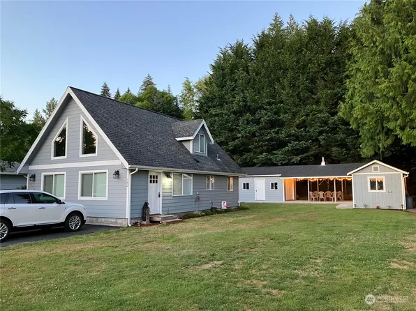 162 Steelhead Drive, Silver Creek, WA 98585