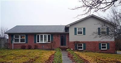 1st image of 3344 Carriage Ln