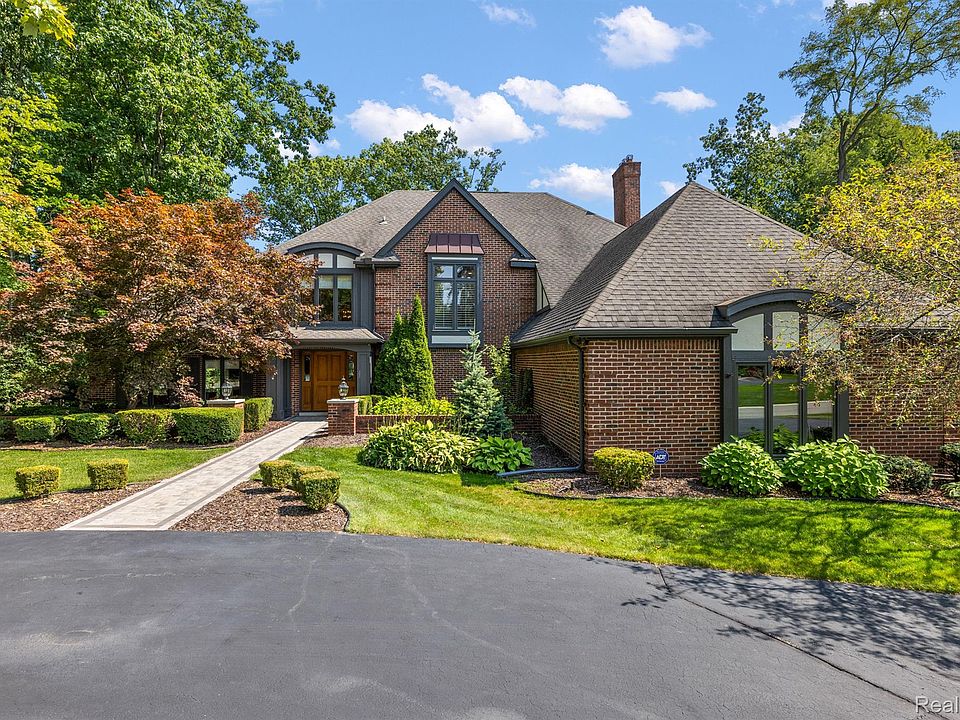 1st image of 306 Vailwood Ct