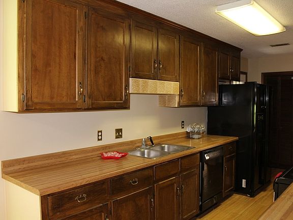 4th image of 92 Harrand Creek Dr