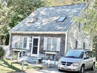 36 Baxter St, Charlestown, RI, 02813