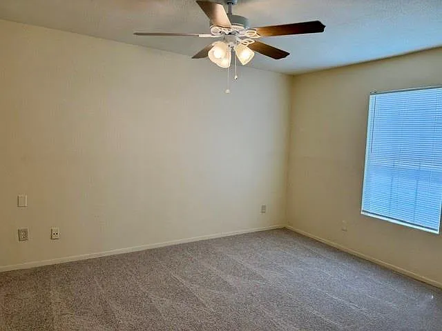 2 bed, 1.0 bath, 850 sqft, $950 — Photo 4