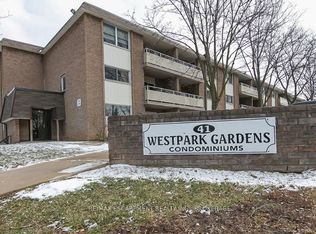 41 Rykert St #206, Saint Catharines, ON L2S 3A4