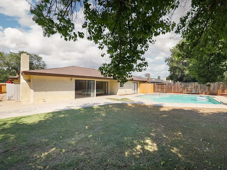 7001 Altaville Ln — Photo 21