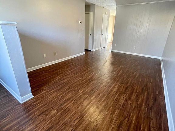 3rd image of 108 Mary Ellen Dr #A