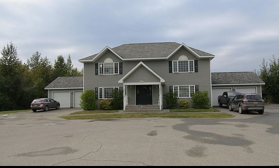 1st image of 1784 E Neil Cir APT 4