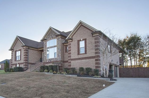 2nd image of 1506 Benton Park Pl