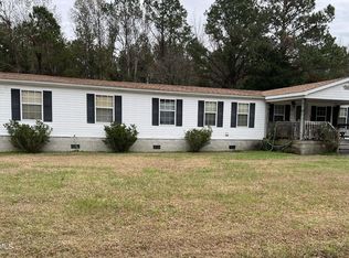 108 Clayton Dr, Newport, NC 28570