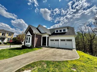 1630 S Hathaway Ct, Bloomington, IN 47401