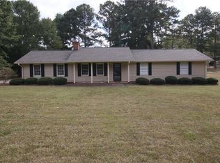 3950 Grove Trl, Loganville, GA 30052