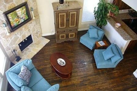 1st image of 5724 Chateau Dr